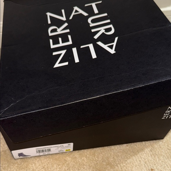 NIB Naturalizer Deesha Chocolate Brown Ankle Booties size 9.5 - Picture 12 of 13